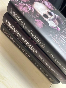 KINGDOM OF THE WICKED Hardcover Collectible 3-Book Set Fairy Loot Limited - Foto 1 di 4