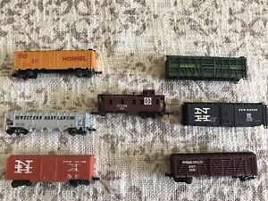 N Gauge Rapido Arnold 6 railroad freight cars and 1 caboose N Gauge