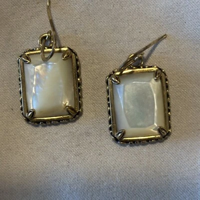 Impresionantes pendientes tailandeses Barse madreperla Foto 1 de 3