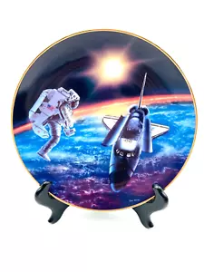 Milestones in Space Plate Free Walk in Space Hamilton Collection 1995 #0016A - Picture 1 of 6