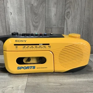 Vintage Sony Sports CFM-104 gelb Ghettoblaster AM/FM Radio Kassetten-Corder *lesen* - Bild 1 von 20