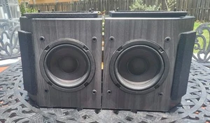 Vintage Bose 2001 Grey Wood Bookshelf Speakers Pair 8Ω Old School Powerful 100W - Picture 1 of 11
