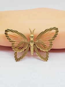 Vintage Signed Monet Gold Tone Open Wire Butterfly Brooch (94) - Picture 1 of 4