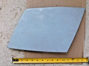 NOS HEADLIGHT COVER LID FOR 1993-97 PONTIAC FIREBIRD TRANS AM HEADLAMP 1994 RH - Picture 1 of 2