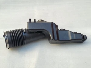 2015 Ford F250 F350 Diesel 6.7L Air Cleaner Intake Duct Resonator Tube - Factory - Picture 1 of 9