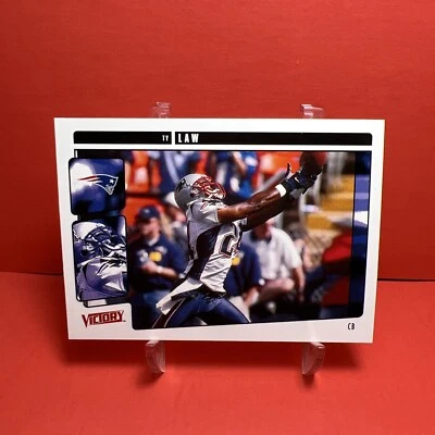 2001 Upper Deck Victory Ty Law #204 EX - Image 1 of 2