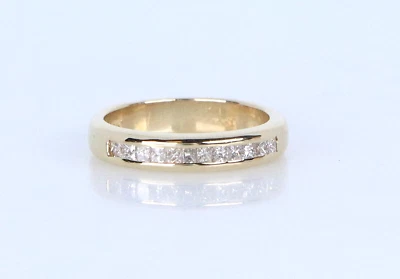 Anillo de aniversario alianza de boda de diamantes princesa de oro amarillo de 14 K con IMC $1,950 6,5 Foto 1 de 4