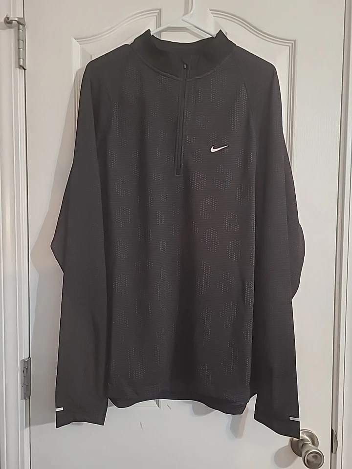 Nike Pinnacle Running Division 1/2 Zip Shirt Sz.Large Mens FZ1121-010 Repel