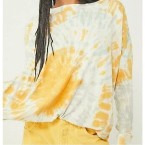 We The Free Free People Cosmic Tie Dye Swing Pullover Thumb Holes Size Small - Picture 1 of 9