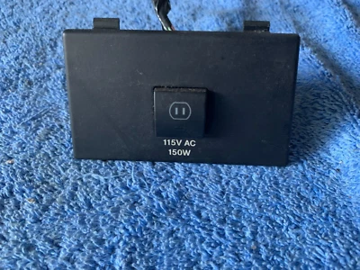 Dodge Durango Chrysler Aspen 2004-2009 OEM 115 V interruptor de CA 150 W Foto 1 de 4