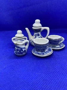 Preloved - Blue and White Ceramic Mini Chinese Teaset Dolls House - Picture 1 of 3
