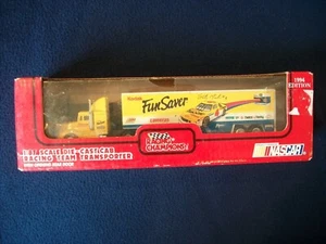 Racing Champions 1994 Edition STERLING MARTIN Racing Transporter FUN SAVER 1:87 - Bild 1 von 4