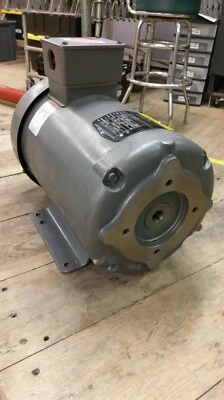 NEW BALDOR HPM3615T 5HP 1750RPM 3PH 60HZ 184TYZ 3642M TEFC F 208/230/460 Motor - Image 1 of 4