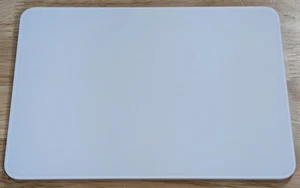 Apple Magic Trackpad 2 - A1535 EMC 2733 - Bluetooth sans fil - Blanc - Photo 1/3