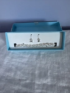 Conjunto de Pendientes Pulsera Vintage AVON Tono Plata con Estrás Transparente Nuevo Stock Antiguo - Imagen 1 de 4