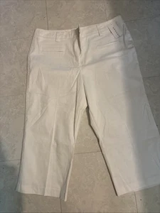Women White Cotton HANNAH Capris Pants Summer Size 16 NWT - Picture 1 of 5