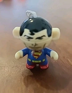 Justice League Twisthead Superman 3,5 cm Kopf drehbar - Bild 1 von 5