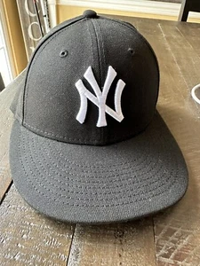 Yankees New Era 59Fifty Fitted Hat MLB Cap 5950 NEW YORK YANKEES NEW 7 1/8 Black - Picture 1 of 4