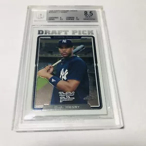 Topps 2005 actualización cromada CJ Henry #UH209 novato Becket 8,5 - Imagen 1 de 6