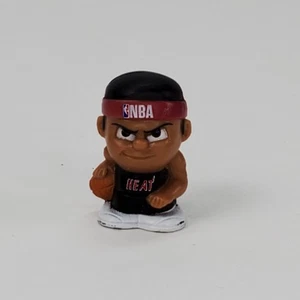 TeenyMates MIAMI HEAT NBA Series Basketball Figur SCHWARZ Trikot - Bild 1 von 6