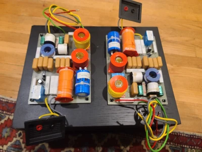 1 par de crossovers B&W Bowers & Wilkins Matrix Foto 1 de 3