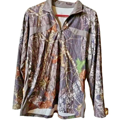 Game Winner Shirt Women's Size Medium Hunting Camo Size Medium.  Zipper 8 1/2" - Image 1 of 4