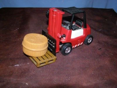 Ancien jouet: chariot élévateur "Forklift Truck" - Photo 1/4