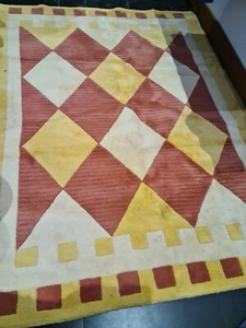 Rug - Picture 1 of 2