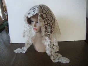 Antique blonde lace Mantilla Veil Catholic church off white Head cover lace - Picture 1 of 5