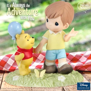 ✤ New PRECIOUS MOMENTS DISNEY Figurine Christopher Robin Winnie The Pooh Bear - Picture 1 of 7