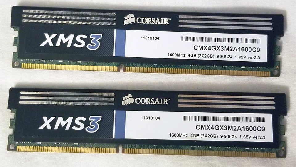 pair CORSAIR Memory 4GB (2x2GB) 1600Mhz, model: CMX4GX3M2A1600C9 - Image 1 of 1