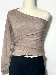 Taupefarbener ASTR the Label Größe SM One-Shoulder-Pullover zum Binden 17,5 Zoll Länge, 14,5 Zoll Breite - Bild 1 von 6