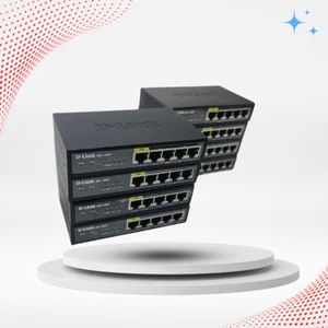 Lot Of 8 D-Link DES-1005P 5 Port 10/100 Desktop Switches - Picture 1 of 15