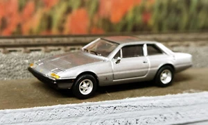 Premium ClassiXXs 870134 - Ferrari 365 GT4 2+2 (Argento) – 1:87 - Foto 1 di 1
