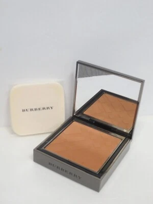 BURBERRY SHEER FOUNDATION LUMINOUS COMPACT FOUNDATION TRENCH No.12 0.28 OZ - Image 1 of 3