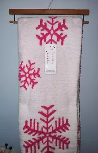 Pink Snowflake Christmas Reversible Throw 50x70 Nicole Miller TikTok Viral - Picture 1 of 2