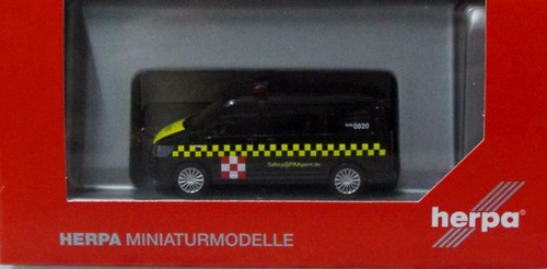 Herpa 094382 VW T6 Multivan Fraport Safety - Modellauto Spur H0