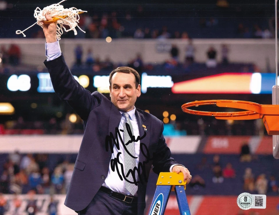 Foto firmada por Mike Krzyzewski (DUKE BLUE DEVILS) baloncesto 8X10 BECKETT BU10941 Foto 1 de 1
