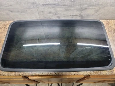 Lexus GX470 Roof Sunroof Glass 63201-60081 2003-2009 OEM - Image 1 of 4