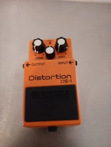 Boss DS-1 Pedale per chitarra elettrica effetto distorto - Foto 1 di 6