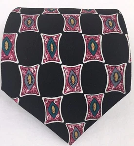 Tom James Pink Black Geometric Silk Necktie Neck Tie Made in USA 57 inch - Picture 1 of 6