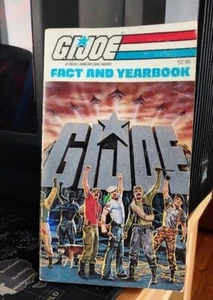 G.I. JOE , A Real American Hero, Fact and Yearbook by Hasbro, 1984 - Picture 1 of 2