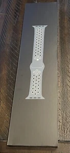 Bracelet sport Apple Nike pour Apple Watch 44 mm 10 SE 9 8 Ultra 1 2 - MJ6K3AM/A - NEUF - Photo 1 sur 6