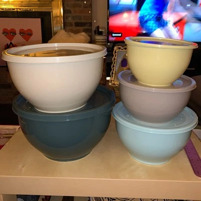 IKEA Cuencos Tono Tierra Neutro con Tapas Juego de 5 Colores Mezcladores Cuencos Almacenamiento Foto 1 de 4