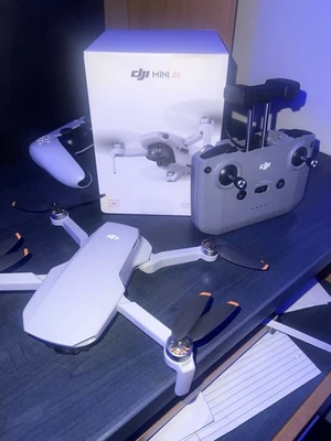 DJI Mini 4K Gray Ultra Light Remote Control Drone with 4K UHD Camera - Image 1 of 4
