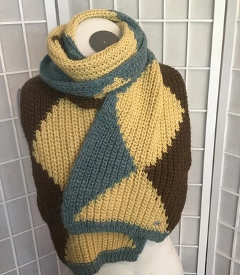 Lacoste 100% Baby Alpaca Super Soft Scarf Diamond Knit Pattern 52x8.5 in Preppy - Image 1 of 4