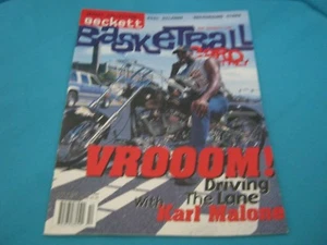 BASKETBALL BECKETT MONTHLY OCTOBER 1997 ISSUE #87 KARL MALONE / ANTOINE WALKER - Picture 1 of 2