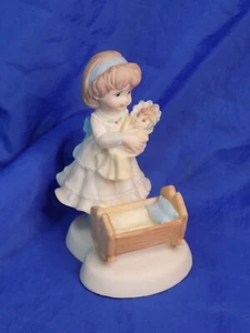 Sweet Dreams by Joanne Wanat 'A Special Kind of Love' 5" Porcelain Figurine 1987 - Picture 1 of 6
