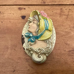 Antique Cast Iron HUBLEY Door Knocker No. 616 ~ Lady wearing  Bonnet - Picture 1 of 3