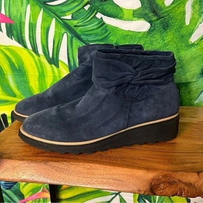 Botín informal Clarks Sharon Salon talla 10 imitación gamuza azul invierno primavera cuña Foto 1 de 4